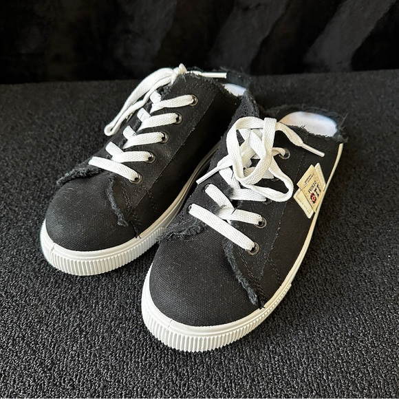 Canvas Slip On Sneakers - Picture 11 of 11